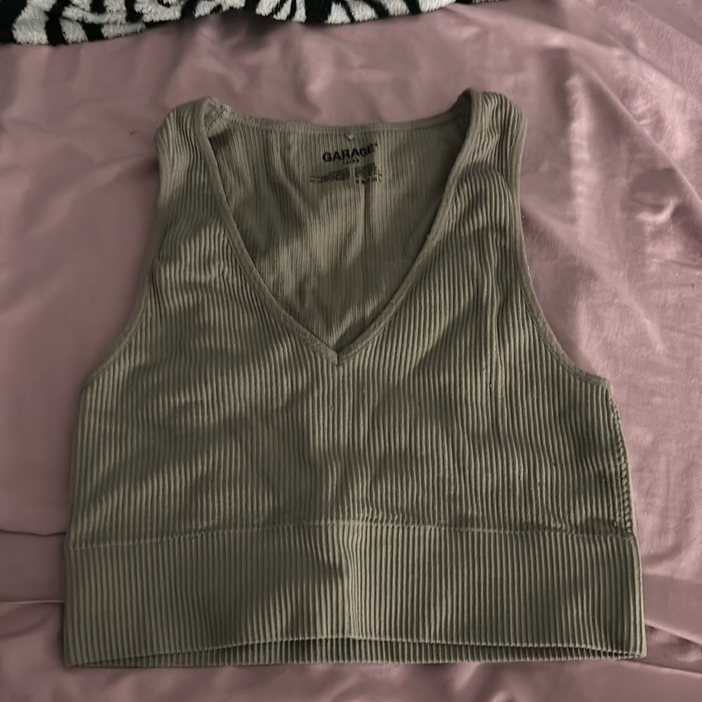 brown stretchy tank crop top